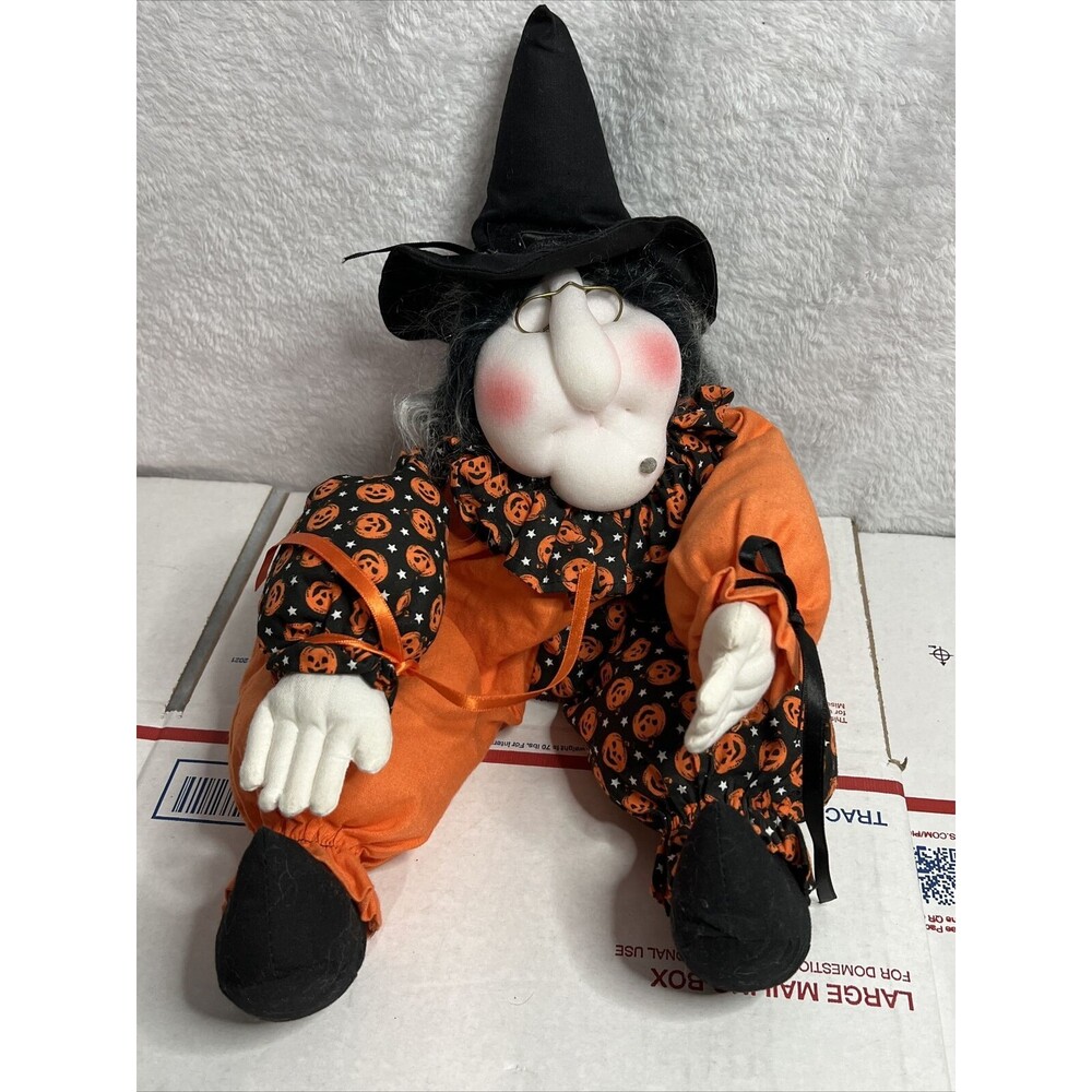 Halloween 1992 Old Witch Shelf Sitter 17” Doll Figure by Joelson Vintage